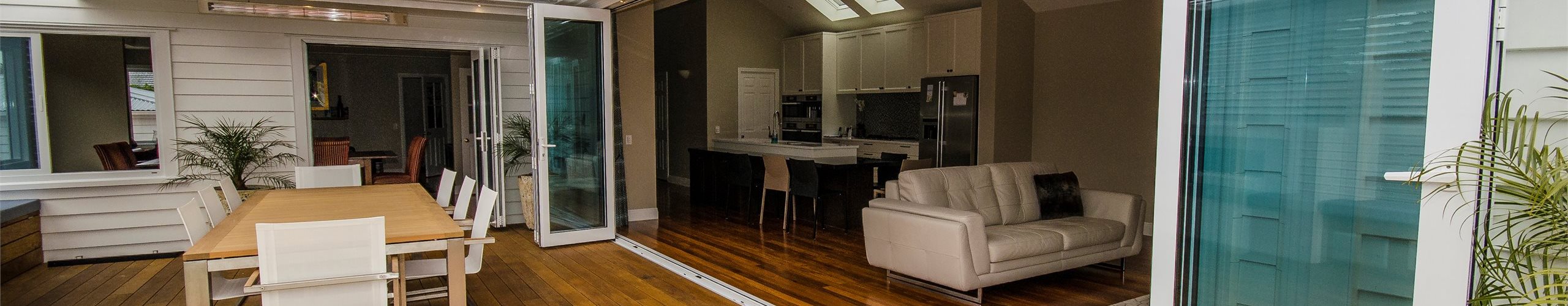Welcome to View Master Windows & Doors Welcome to View Master Windows & Doors